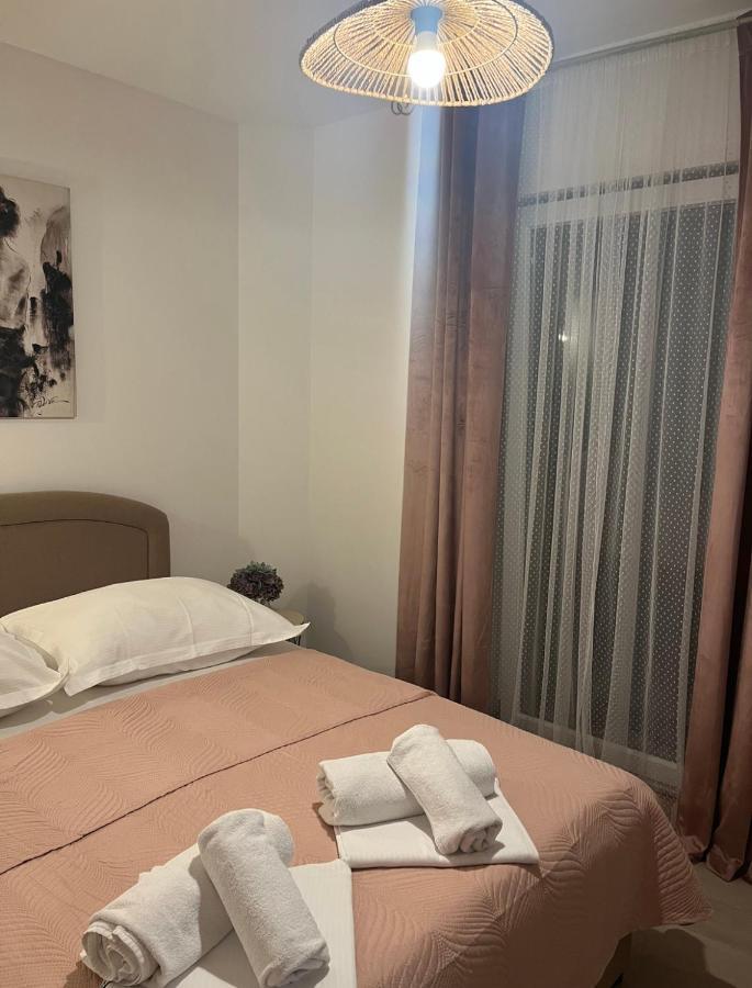 Apartman Onavi ماكارسكا المظهر الخارجي الصورة